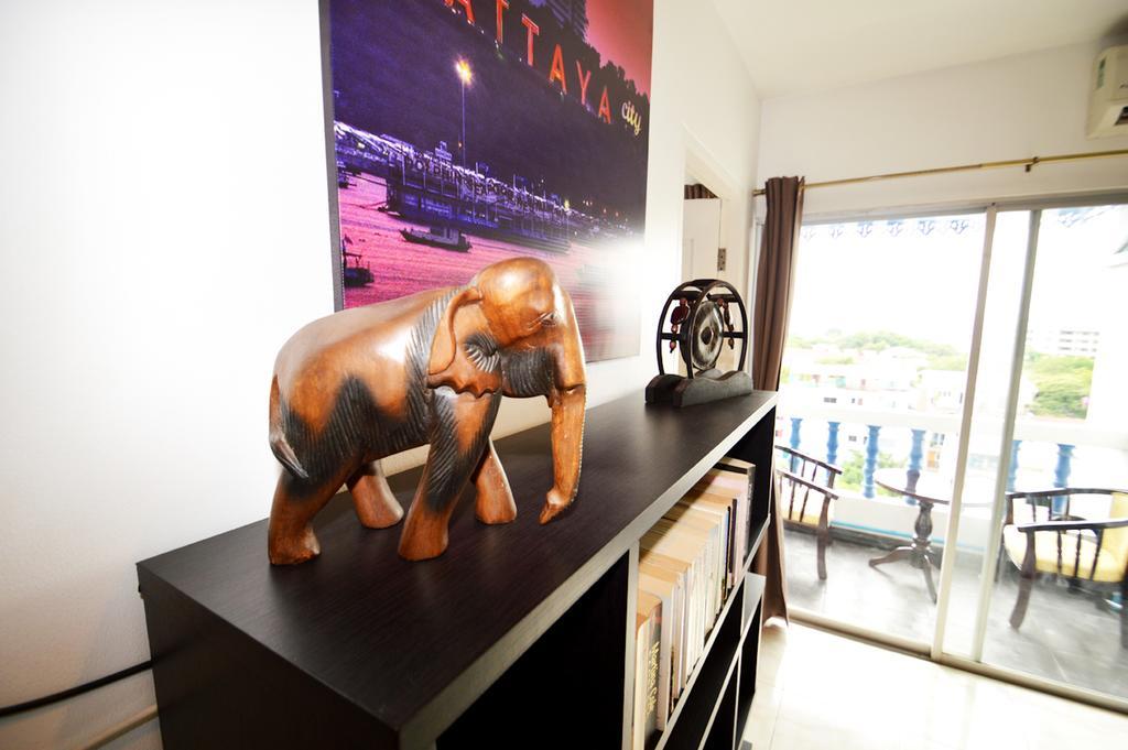Ferienwohnung Ruamchok Ocean View Pattaya Exterior foto