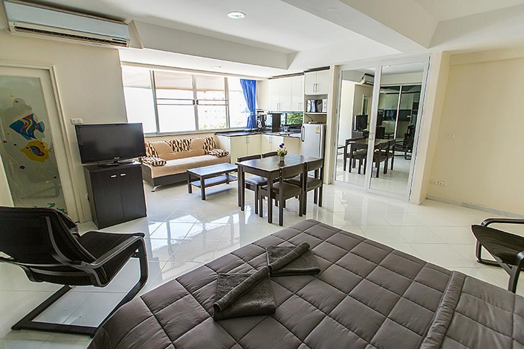 Ferienwohnung Ruamchok Ocean View Pattaya Exterior foto